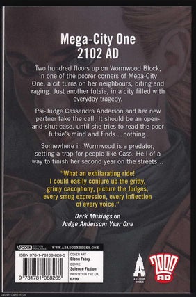 Judge Anderson : Flytrap. By Zina Hutton. Signed by the Author, Limited Edition #67/200.