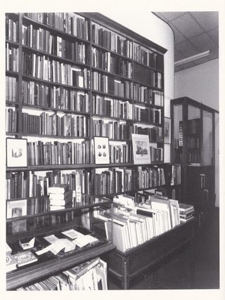 English Country Bookshops. Being a Further Part of a Pictorial Record of The Antiquarian Book Trade : Portraits & Premises.