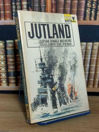 Jutland : the 1916 Battle of Jutland. Captain Donald Macintyre.